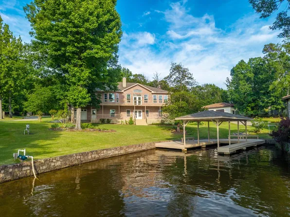 128 Waterview Dr, Hot Springs, AR 71913