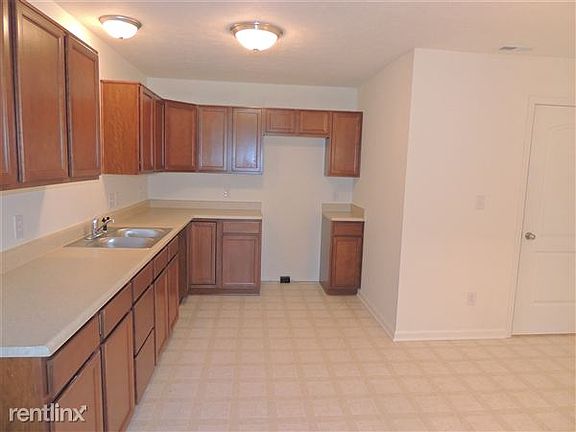 4th image of 6405 Emerald Springs Dr