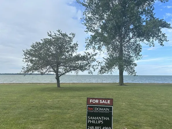 9855 Sunset Blvd, Pigeon, MI 48755