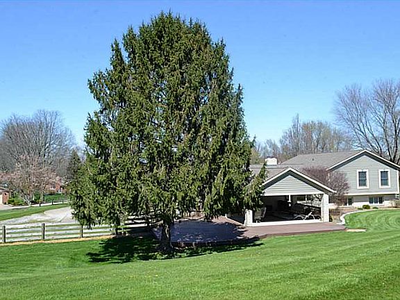 4th image of 107 Dove Ct
