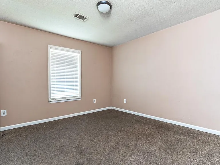 303 SE Gibson St #303 — Photo 11