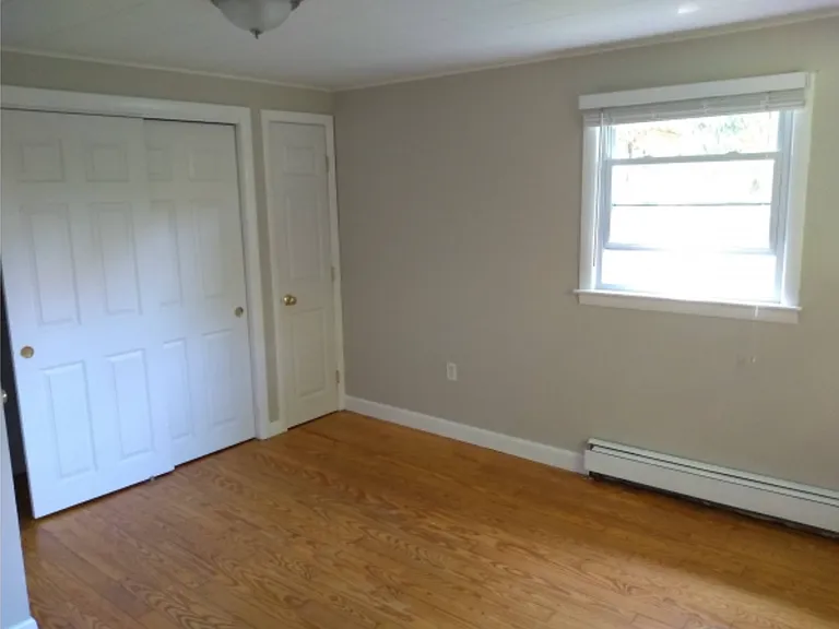 13 Jones Ave — Photo 8