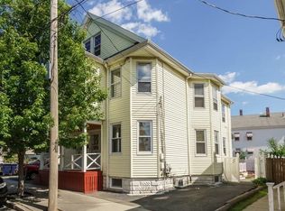 88 Pearl St, Everett, MA 02149
