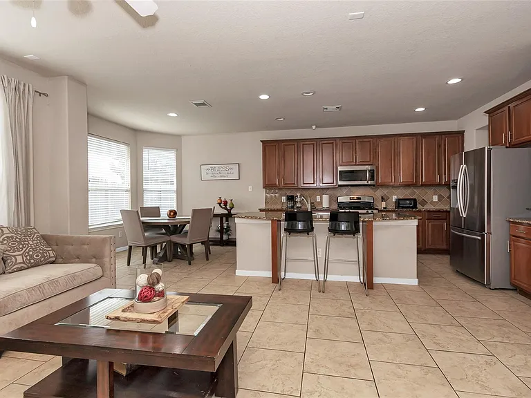 5915 Estonia Ct — Photo 9