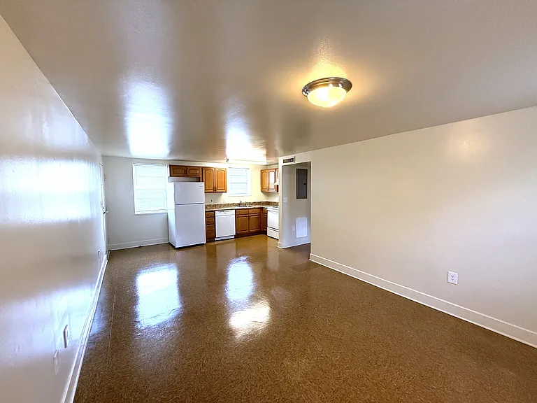 1404 Maiden Ln SW #81 — Photo 2