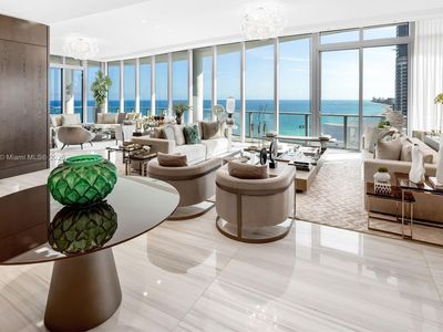 17475 Collins Ave #SKY, North Miami Beach, FL, 33160