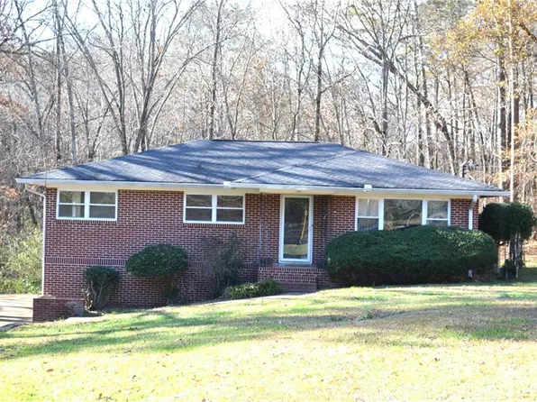 1590 Wax Rd SE, Silver Creek, GA 30173