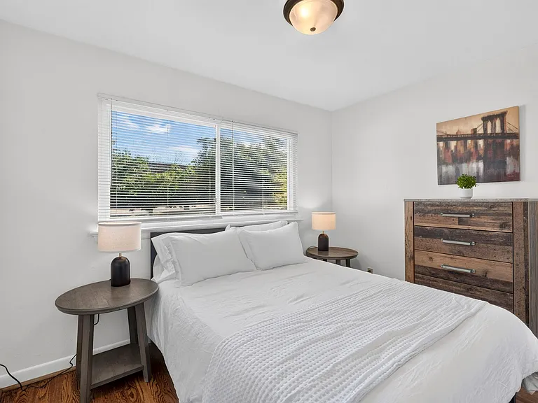 615 Loyola Dr — Photo 30