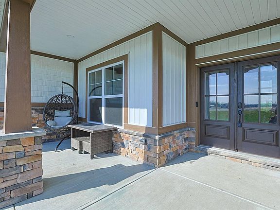 3rd image of 6853 Zerkle Rd