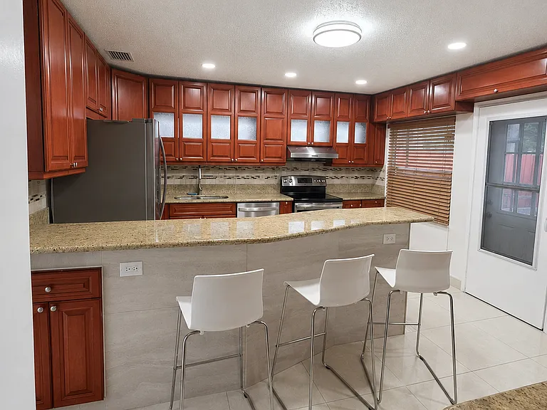 3416 W Wallcraft Ave — Photo 20
