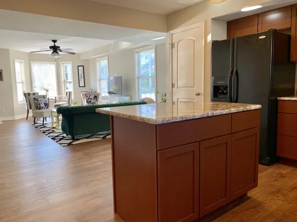 402 Circus Ave APT 106, Columbia, MO 65201