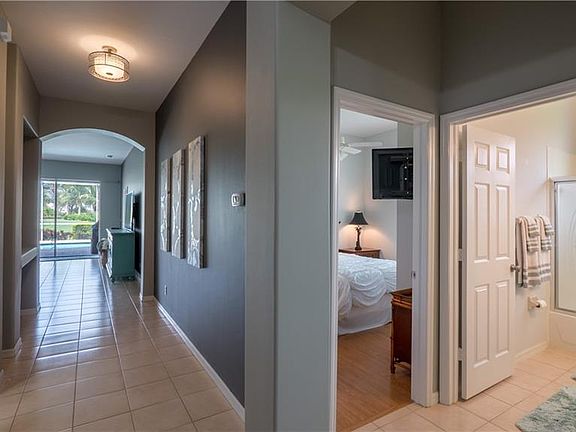 4th image of 8417 Brittania Dr