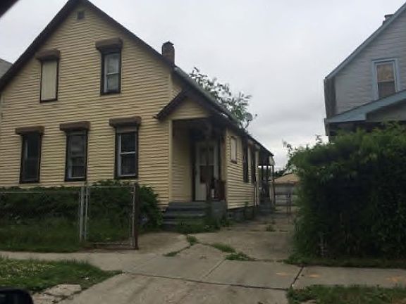 2nd image of 3807 W 37th St