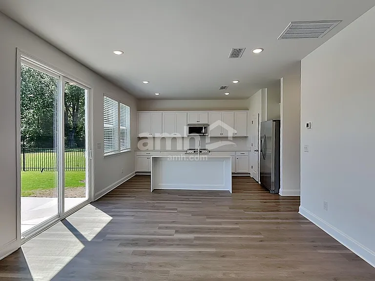 4015 Williams Pond Rd — Photo 3