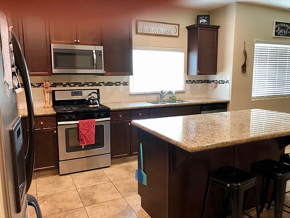 5th image of 3016 S Sheridan Ct