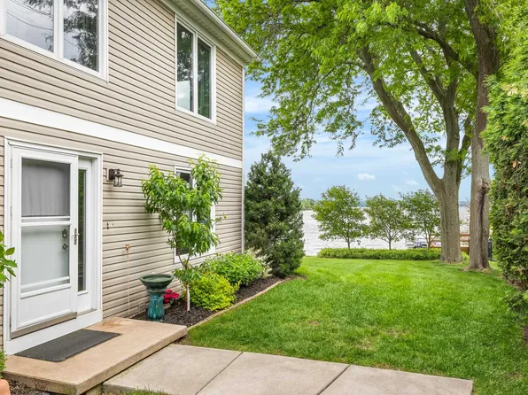 490 S Lawson Dr #B-1, Green Lake, WI 54941