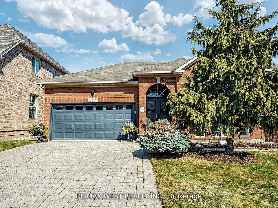 1st image of 2223 Lapsley Cres