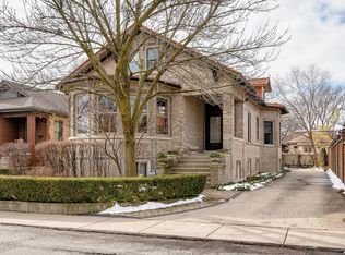 4916 N Fairfield Ave, Chicago, IL 60625