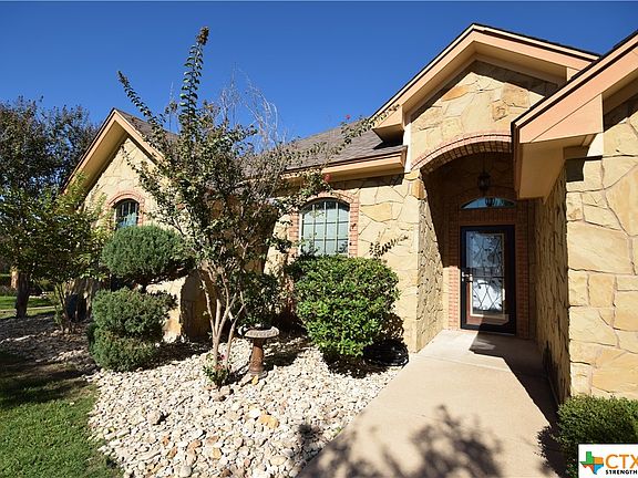 5th image of 303 Tanner Ln