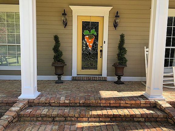 Front entrance 