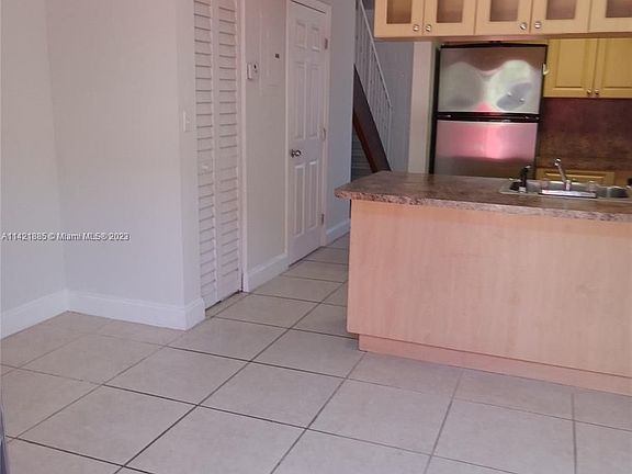 3rd image of 1819 SW 107th Ave APT 1905