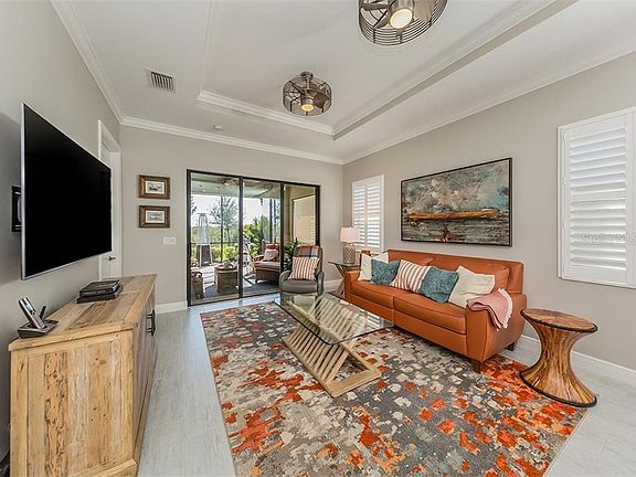 2nd image of 10325 Crooked Creek Dr