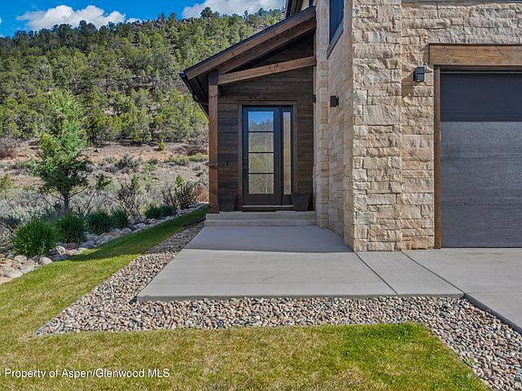 3rd image of 157 Sage Meadow Rd