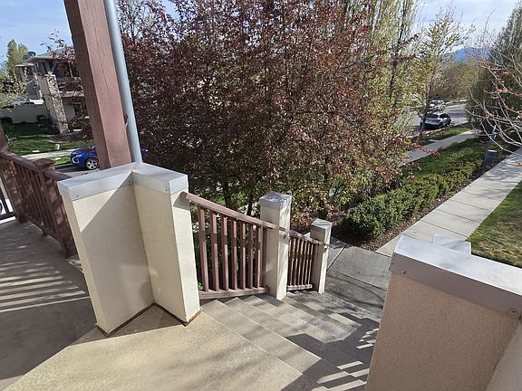 2nd image of 11394 S Okanogan Ln