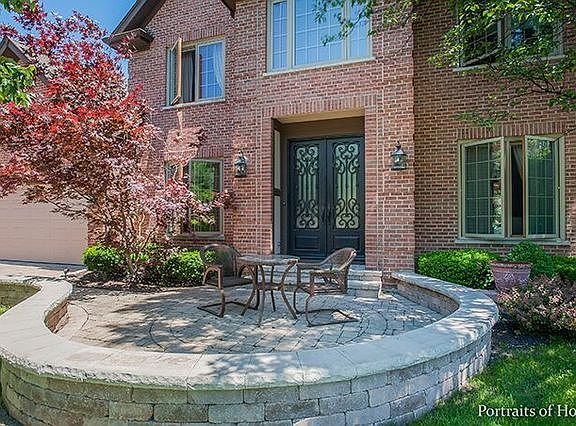 2nd image of 415 Woodside Dr