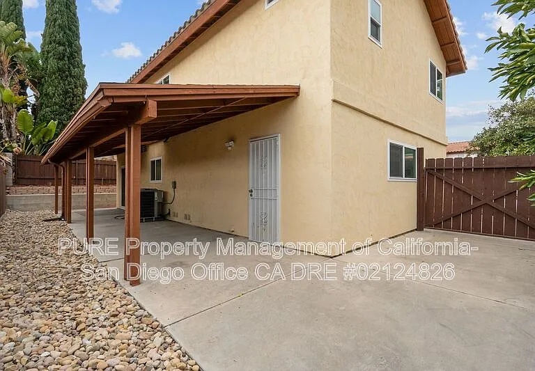 7105 Berry Park Ln — Photo 29