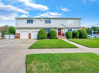 1310 Drew Ave #1, Floral Park, NY 11001