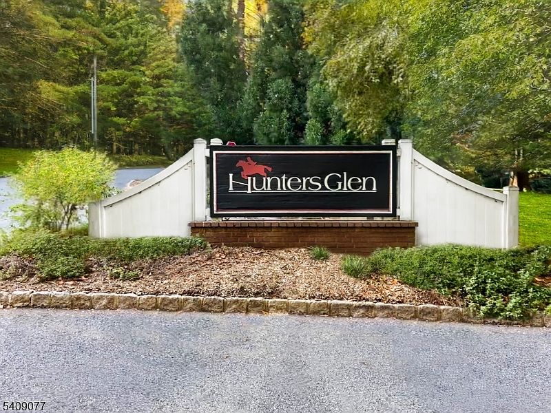 1st image of 38 Hunters Circle