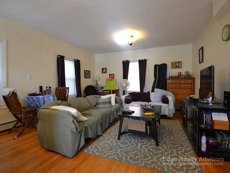 345 Market St #2A — Photo 10