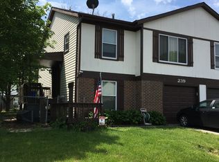 239 Juniper Ln, Bolingbrook, IL 60440