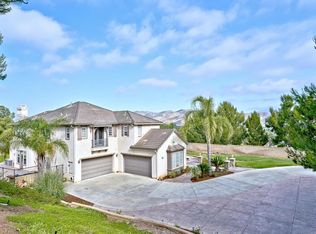 5484 Calarosa Ranch Rd, Camarillo, CA 93012