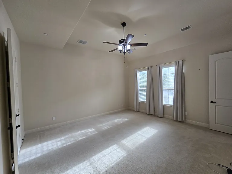 7924 Osborn Pkwy — Photo 4