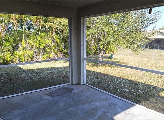 3rd image of 2535 SW 4th Pl