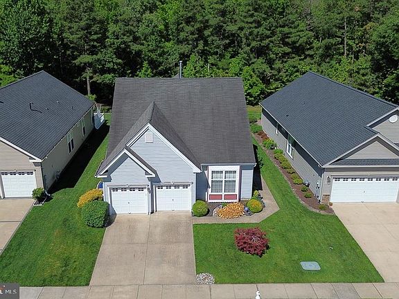 3rd image of 750 Westminster Dr N