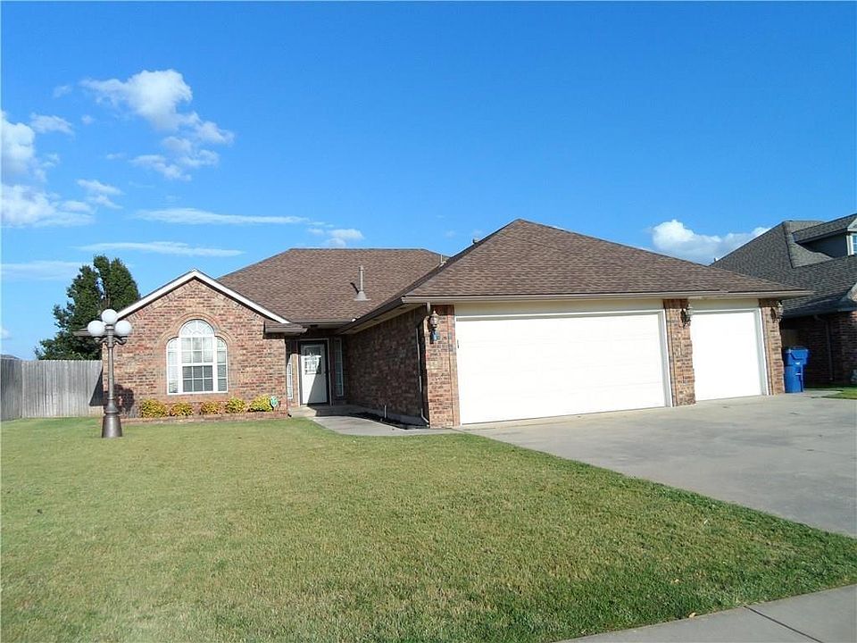 1st image of 1116 S Oakey Court Dr