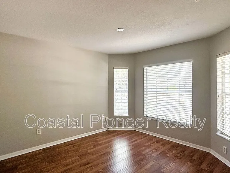 2345 Roanoke Springs Dr — Photo 15