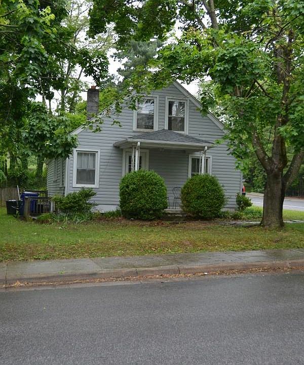 1st image of 915 Kabrich St