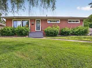 291 W Davis St, Bloomfield, IN 47424