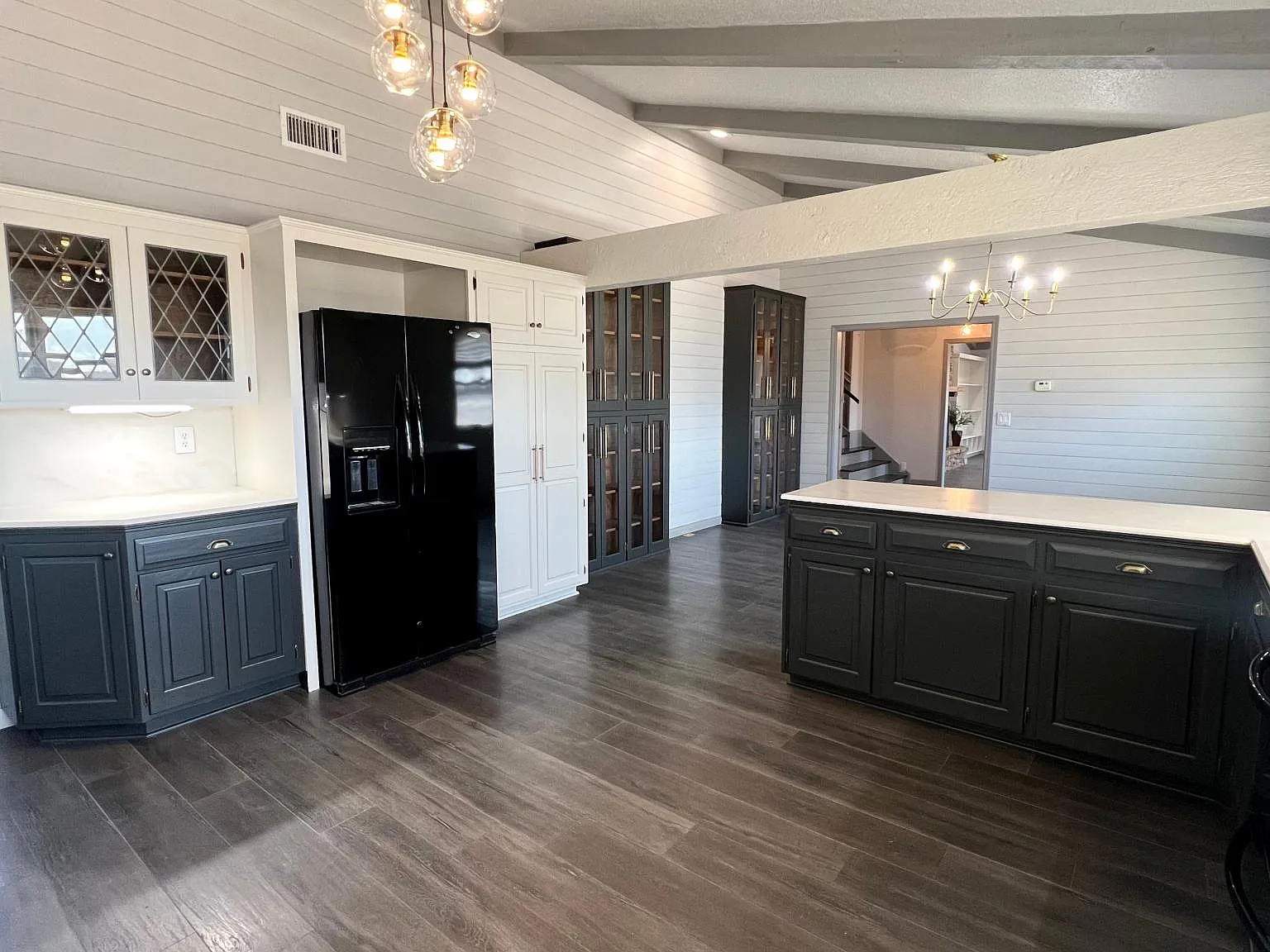 4 bed, 3.5 bath, 3200 sqft, $3,150 — Photo 2