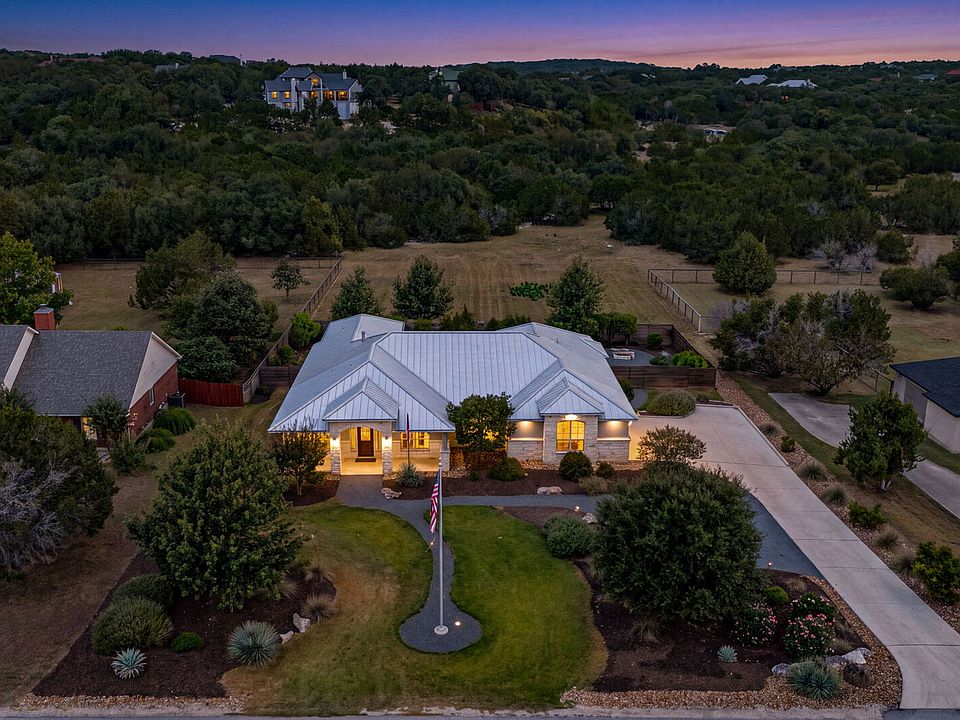 1st image of 979 Long Meadow