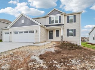 2017 Highland Pointe Way, Port Washington, WI 53074