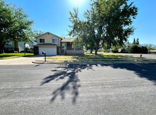 1262 N 1450 E, Layton, UT 84040