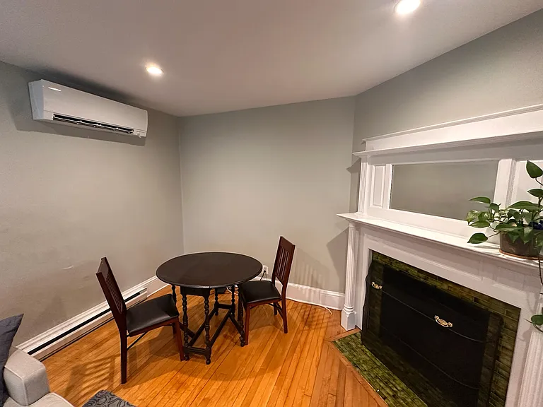 45 Banks St #1 — Photo 4