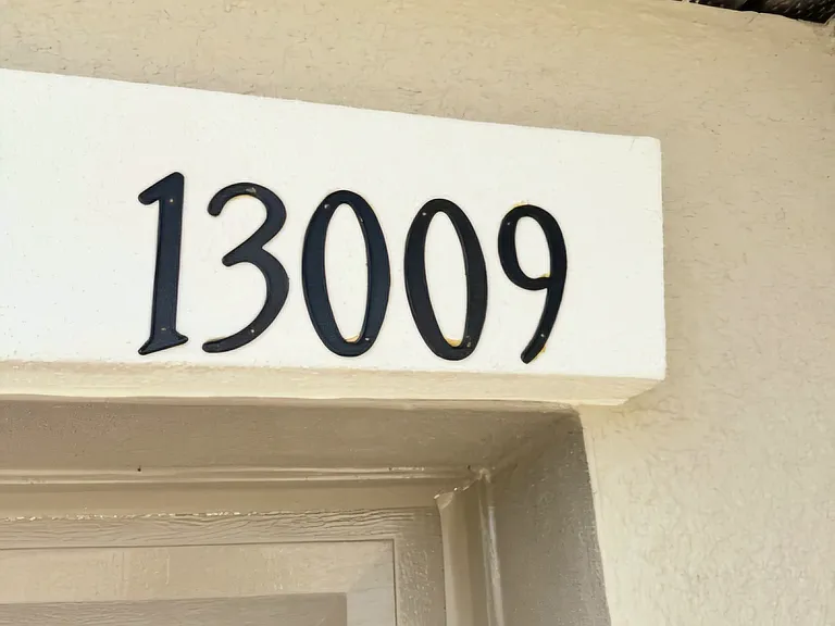 13009 Majestic Garden Ln — Photo 7