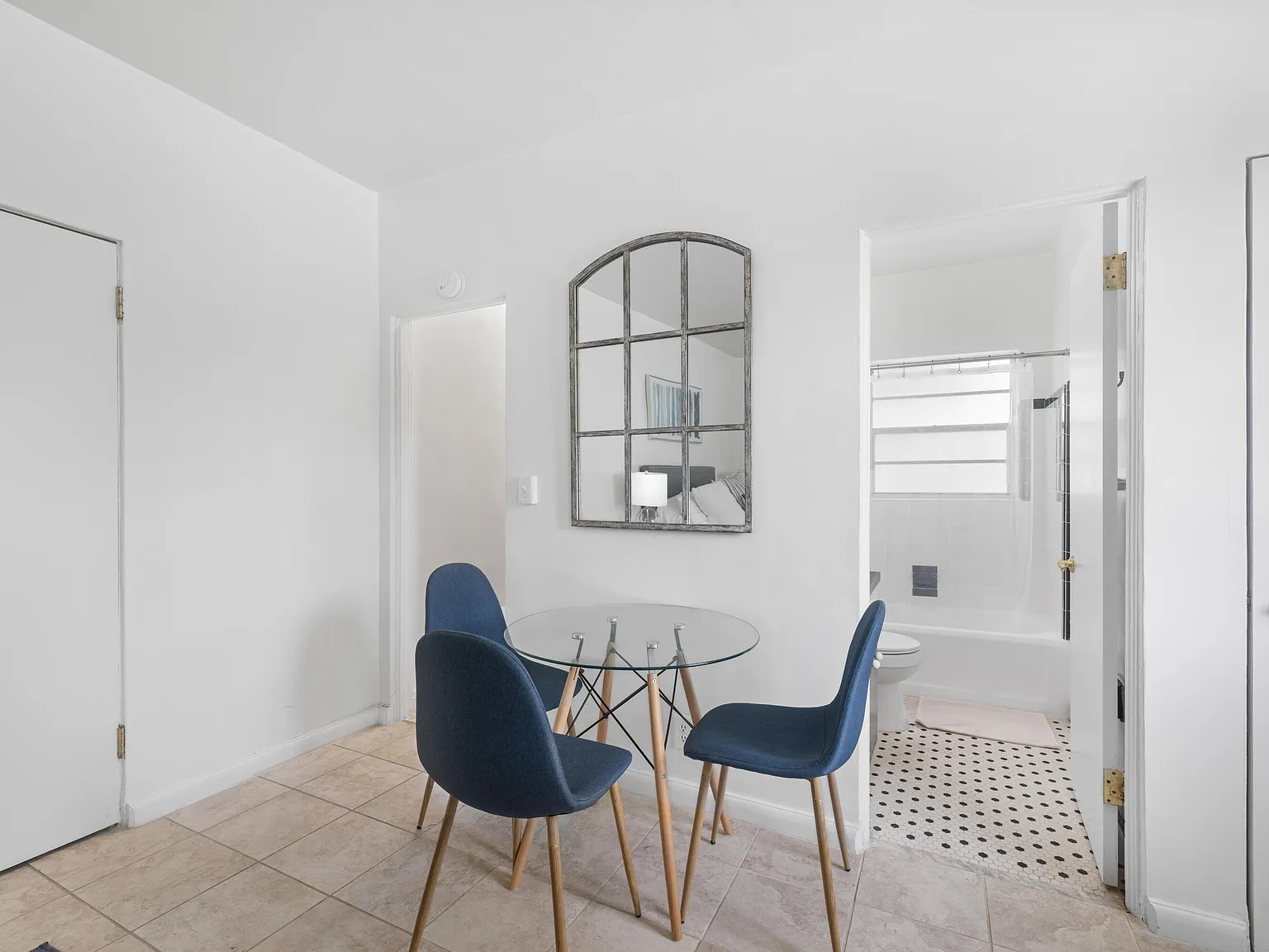 1 bed, 1.0 bath, 400 sqft, $3,350 — Photo 3