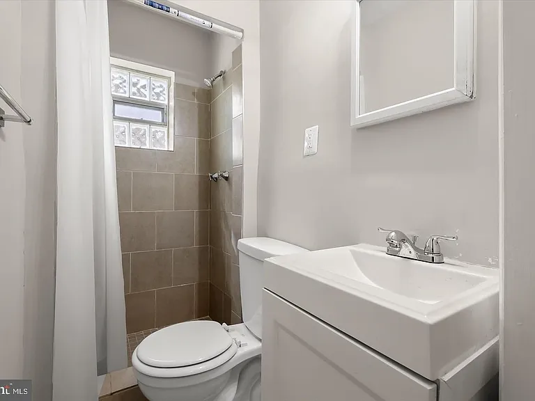 4015 Duvall Ave — Photo 15
